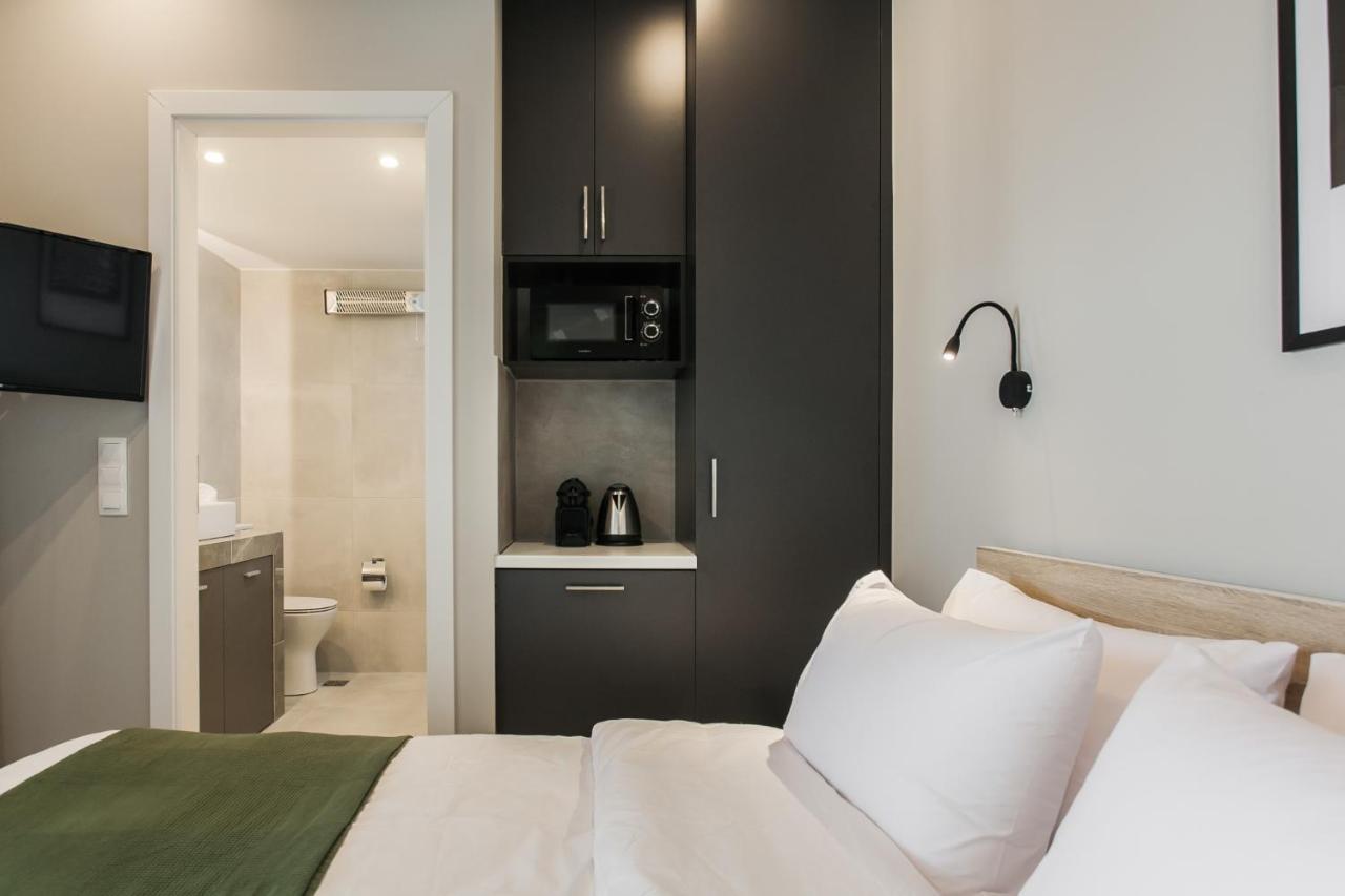 Aparthotel Wyz Pireo