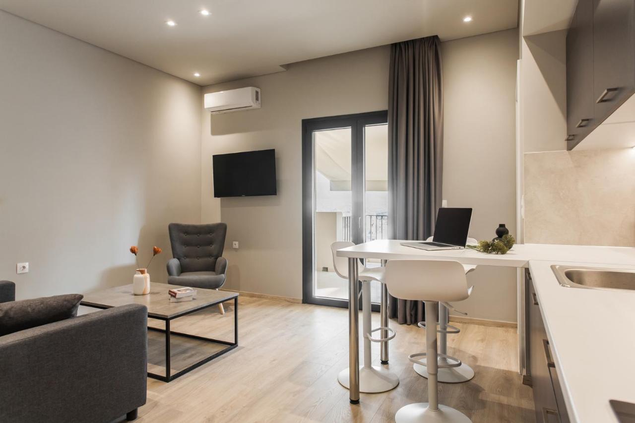Wyz Aparthotel Pireo